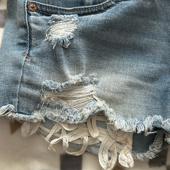 American Eagle Jean Shorts with Lace Pocket Detail - Picture 3 of 6